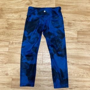 Lululemon Black Blue Yoga Crop Pants